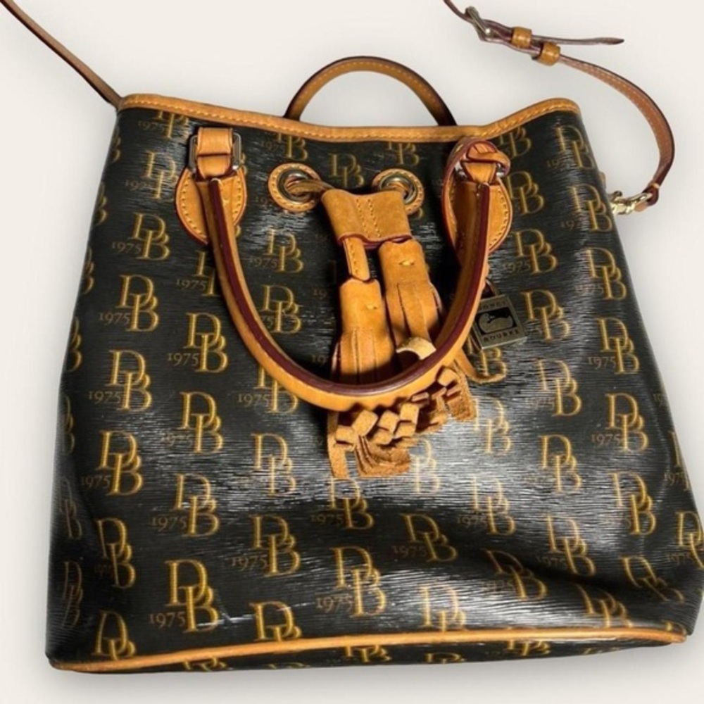 Vintage Dooney & Burke Bucket Bag/Purse